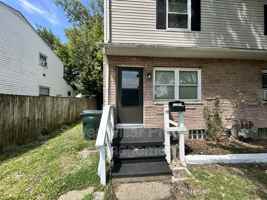 featured image of 323 S Napoleon Ave