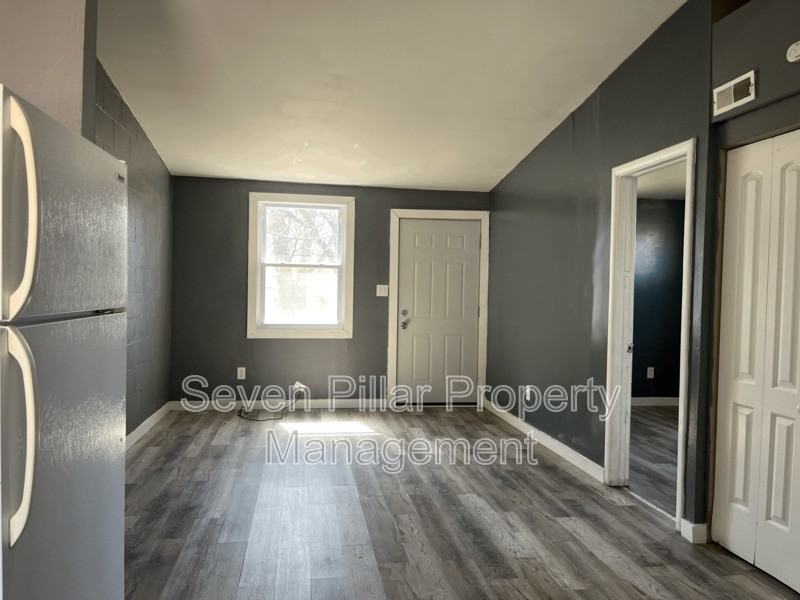 1629 Lexington Ave #A - Photo 5 of 13