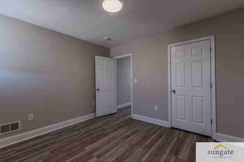 2340 W Fayette St - Photo 6 of 13