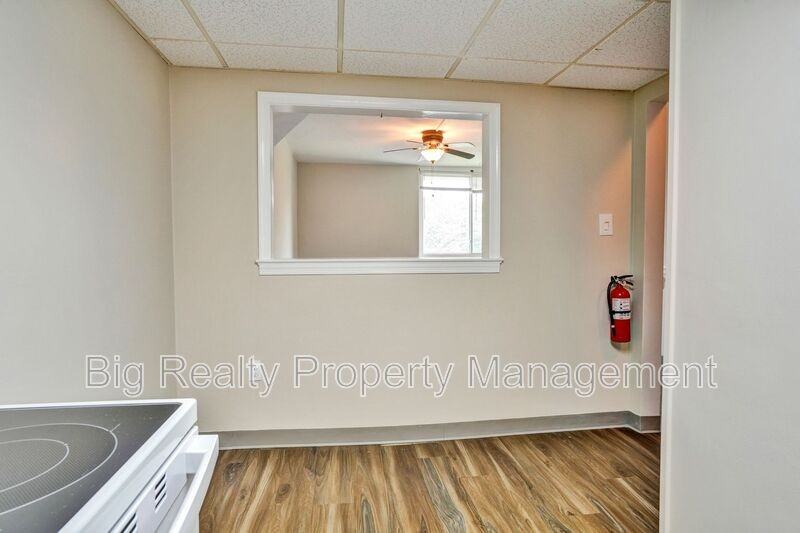3323 Forest Ln #D15 - Photo 3 of 19