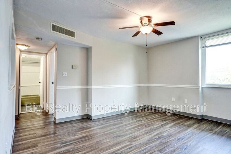 3323 Forest Ln #D15 - Photo 7 of 19
