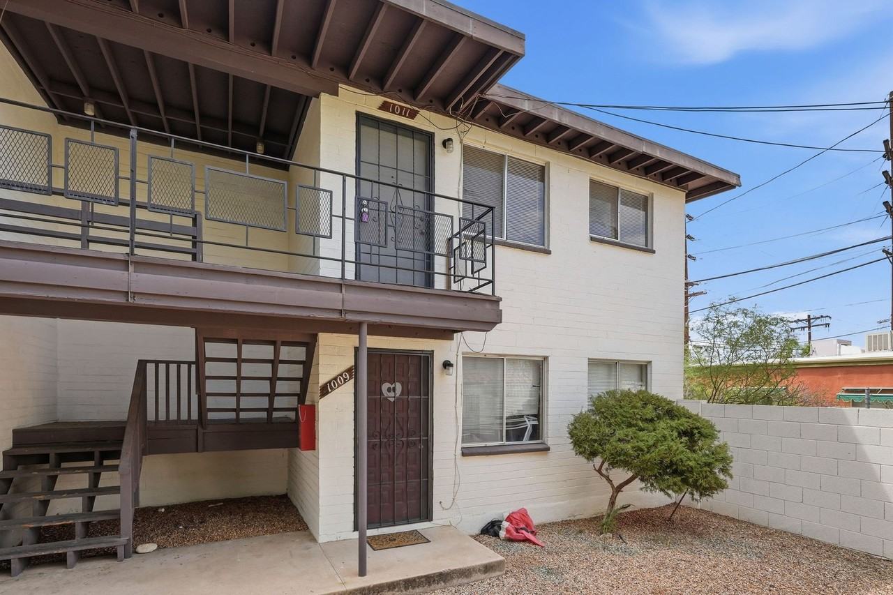 **Half a months rent off** Act now! - Photo 3 of 16