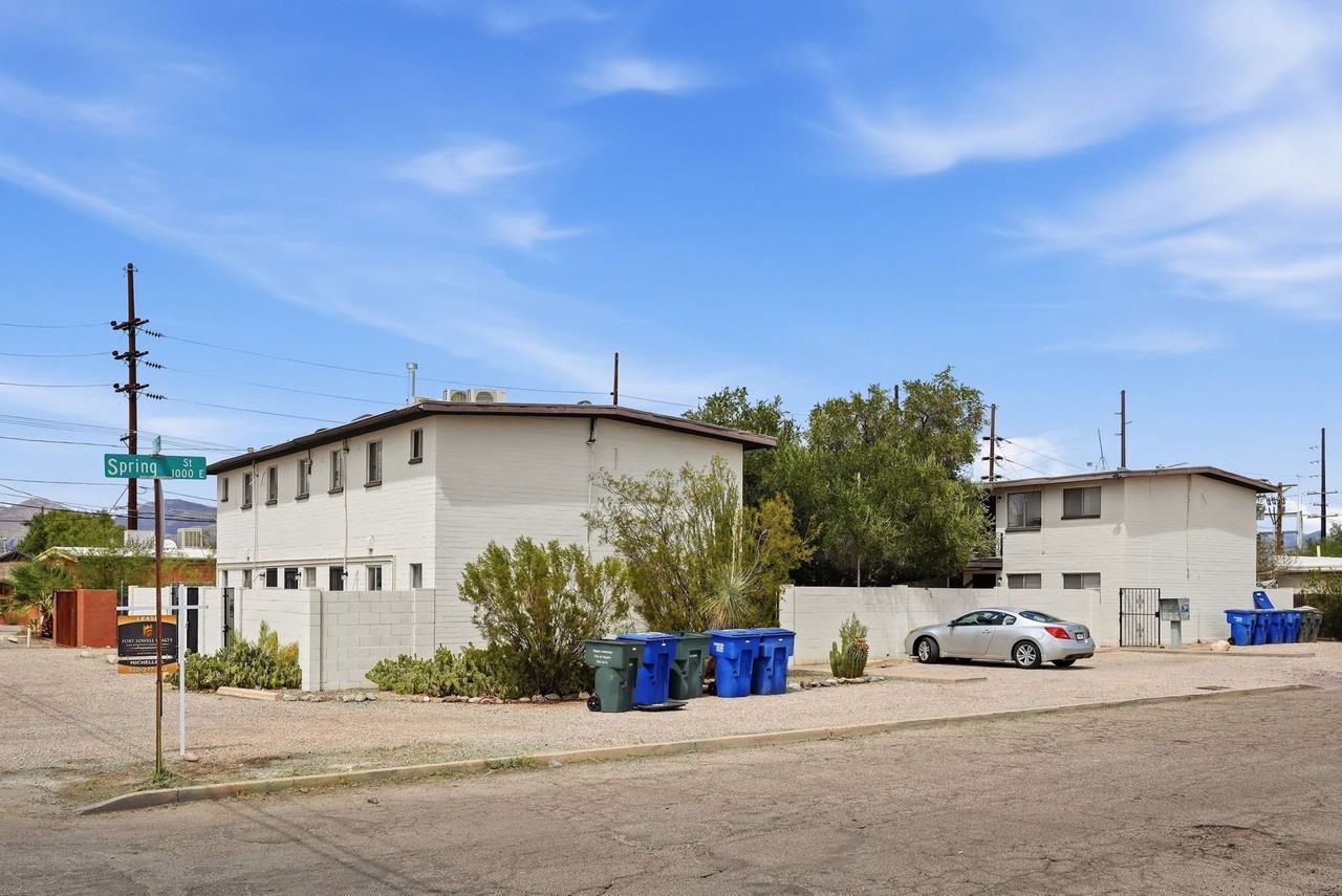 **Half a months rent off** Act now! - Photo 7 of 16