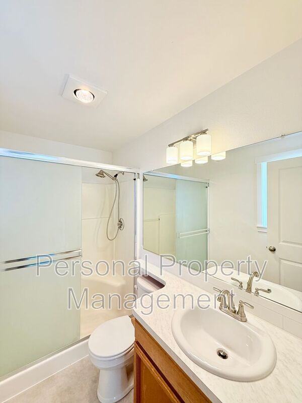 16900 Ne 22nd St - Photo 7 of 34
