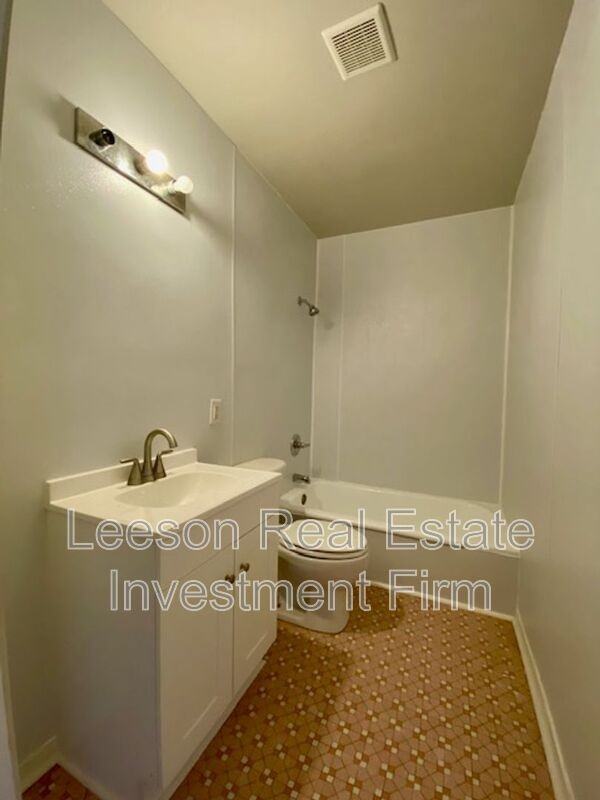 547 Wyche St - Photo 6 of 14