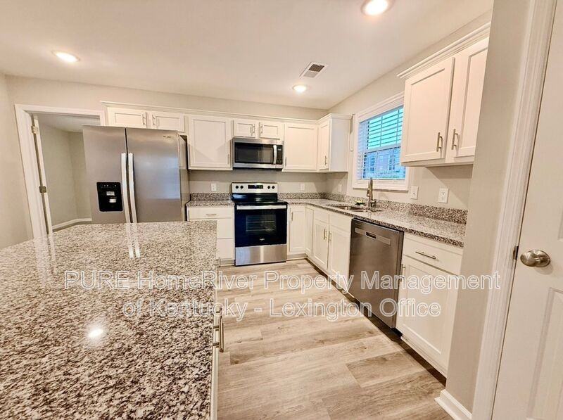 2022 Dolly Dr - Photo 7 of 26