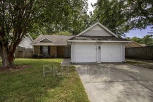776 Whitney Dr - Photo 1 of 1