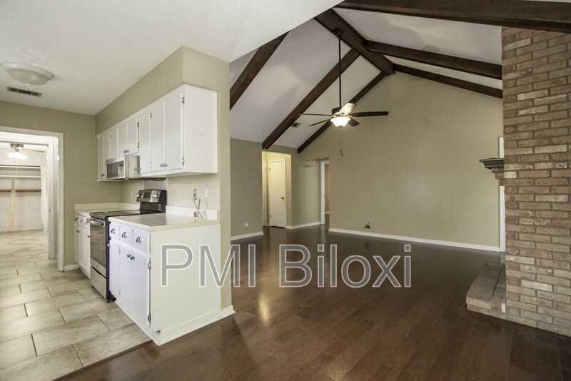 776 Whitney Dr - Photo 7 of 33