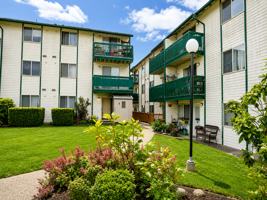 featured image of 258 E Bakerview Rd