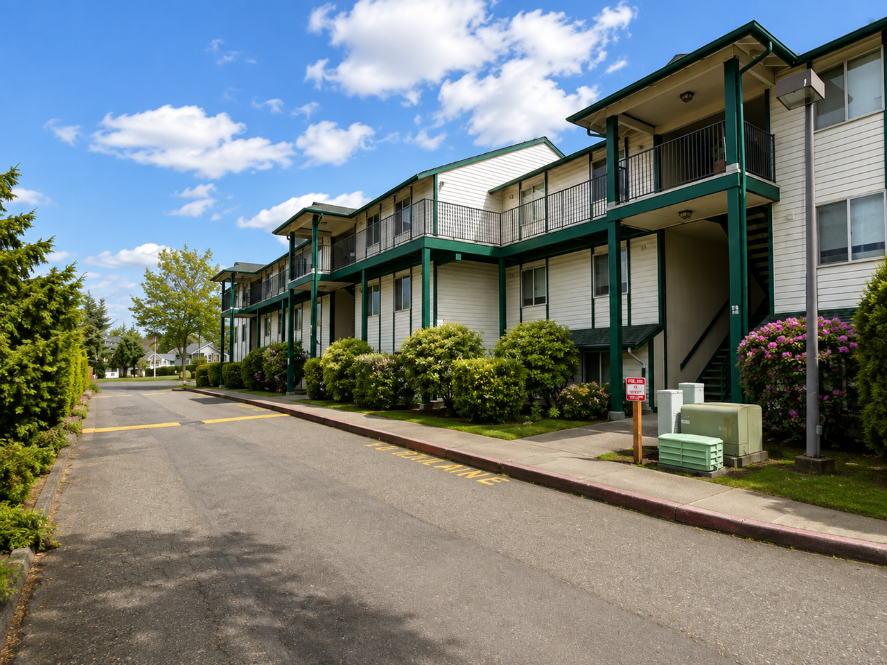 Baker Vista Apartments - Photo 2 of 9