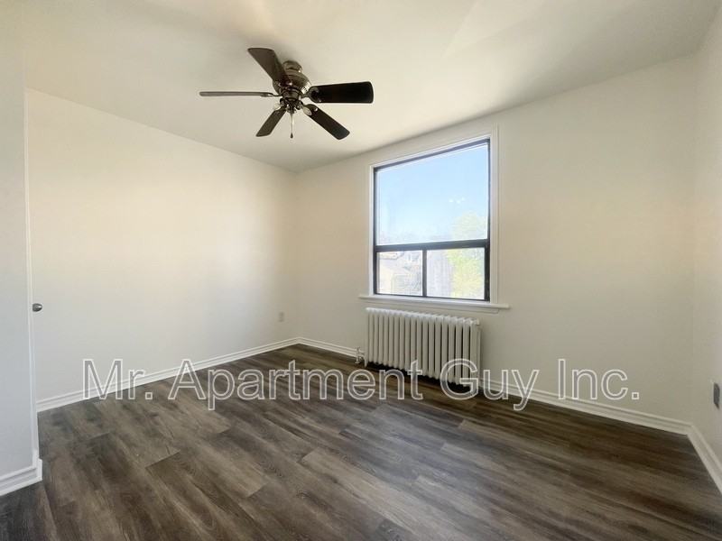 44 Victoria Ave S #306 - Photo 7 of 7
