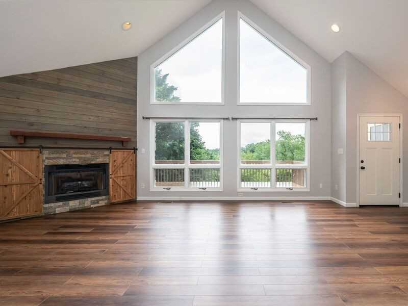 15 Tiffany Ln - Photo 6 of 25
