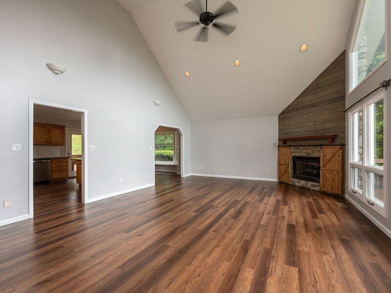 15 Tiffany Ln - Photo 7 of 25