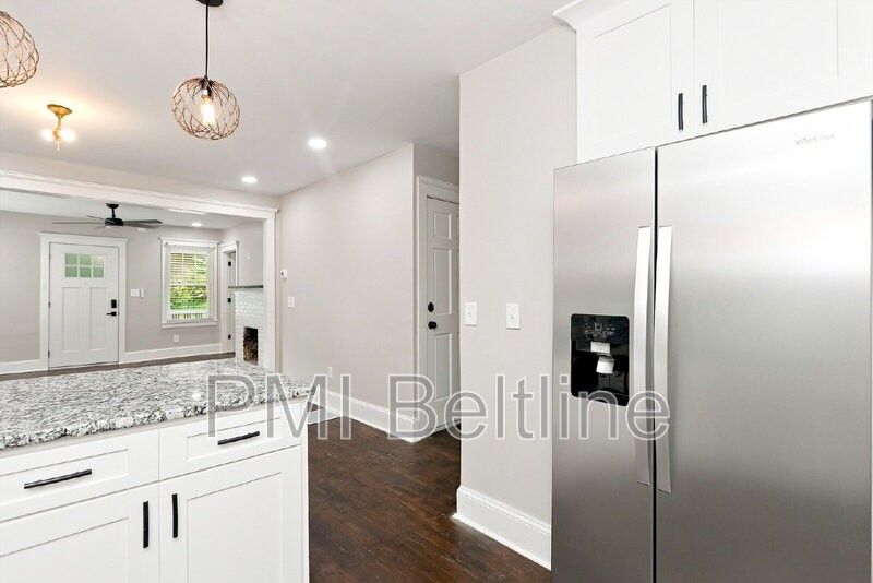 1164 Sells Ave Sw - Photo 5 of 24