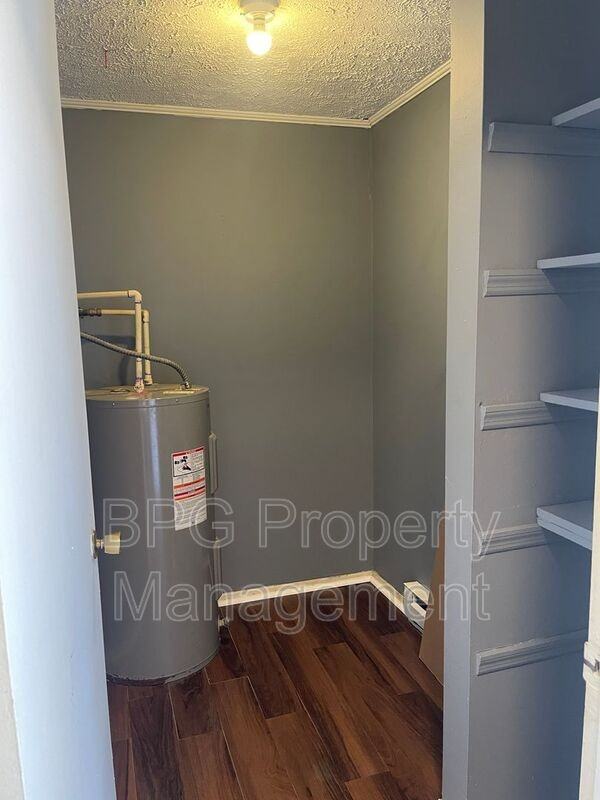 123 Circle Dr #28 - Photo 4 of 8