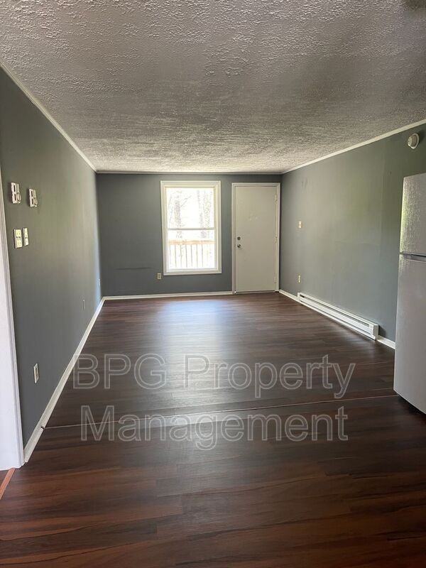 123 Circle Dr #28 - Photo 5 of 8