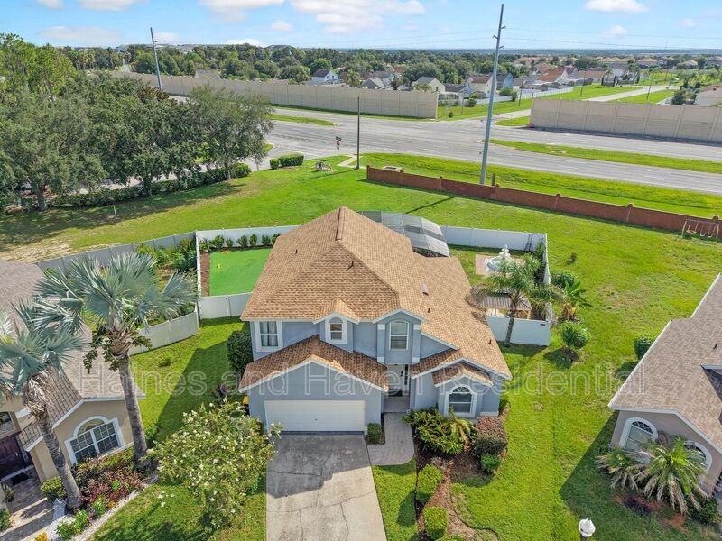 403 Corvina Dr - Photo 5 of 50