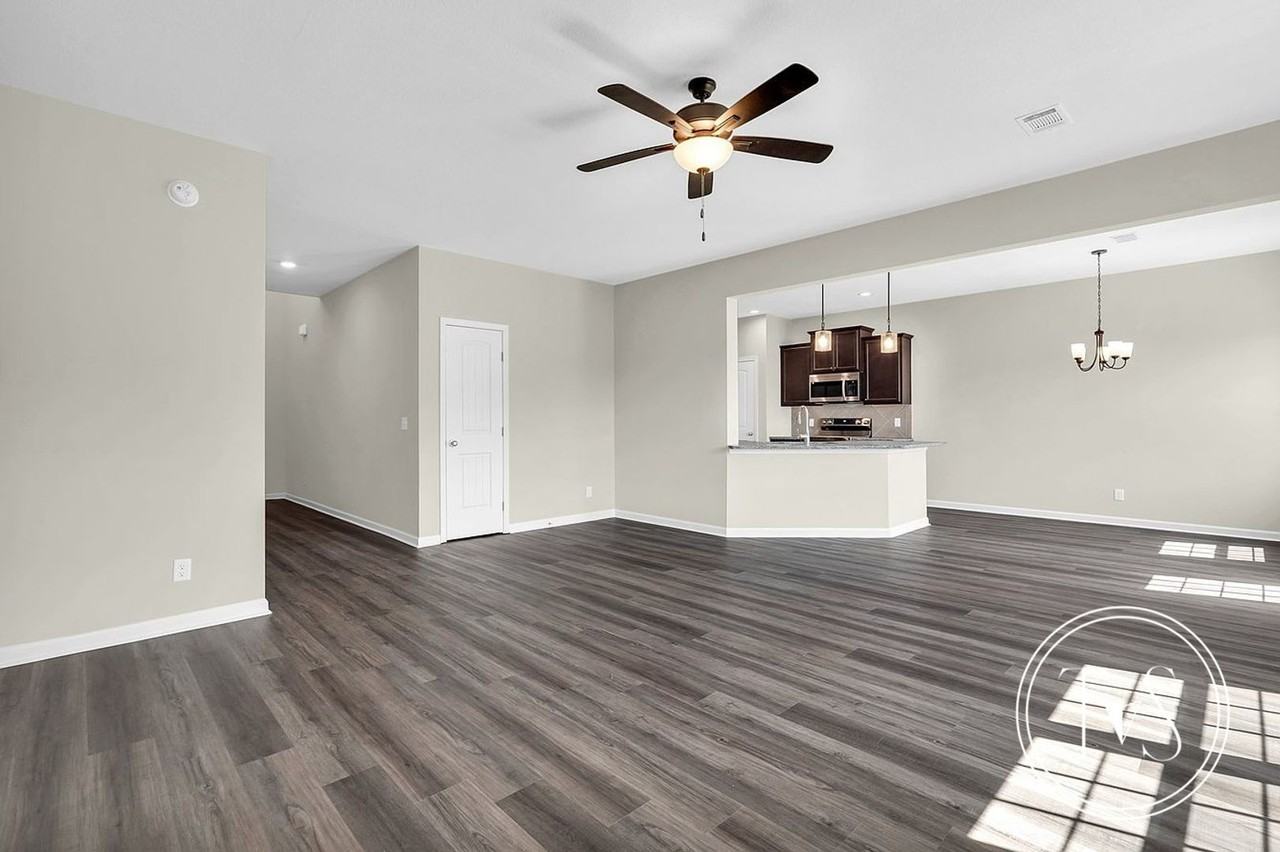 200 Alcove Ct - Photo 7 of 27