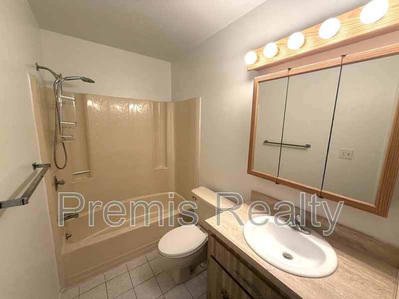 3371 Brodie Way - Photo 7 of 12