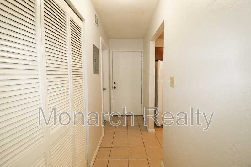 89 Se 16th Ave #P101 - Photo 4 of 28