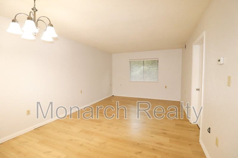 89 Se 16th Ave #P101 - Photo 5 of 28