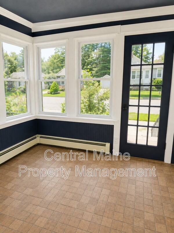 485 Tuner Street - Photo 3 of 12