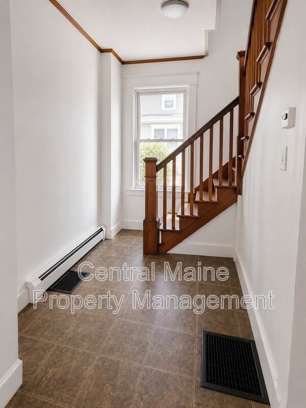 485 Tuner Street - Photo 6 of 12