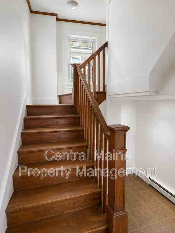 485 Tuner Street - Photo 7 of 12