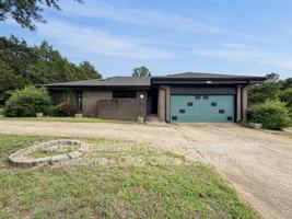 featured image of 4720 Ne 31st St