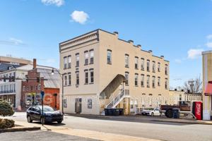 featured image of 205 N Main St #9
