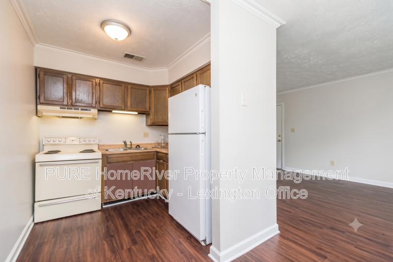 311 Christy Allyn Ct #3 - Photo 6 of 14