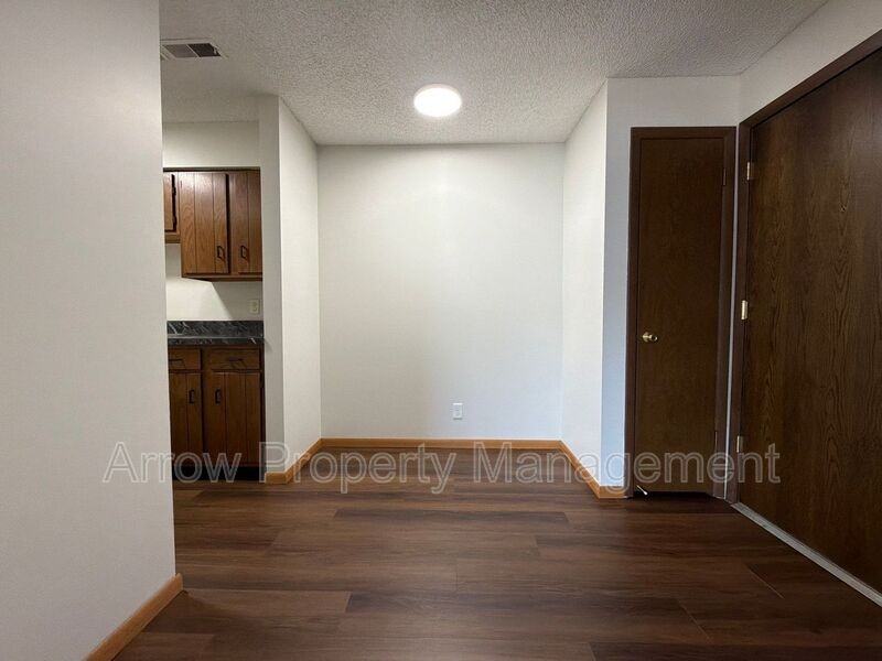 1431 D St - Photo 5 of 14