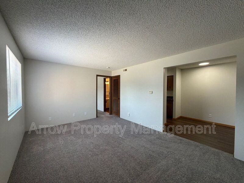 1431 D St - Photo 6 of 14