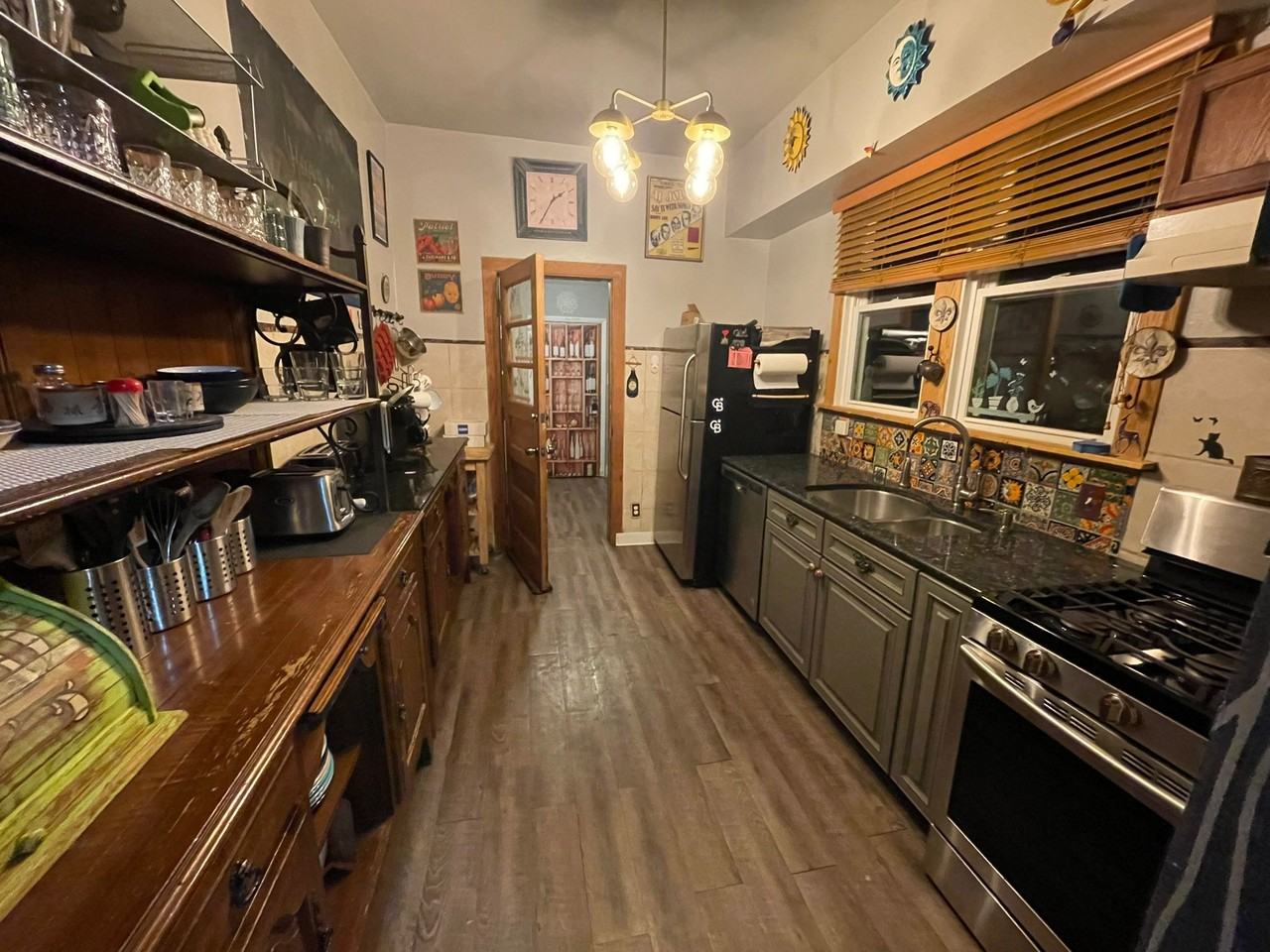 11235 S Forrestville Ave - Photo 2 of 17