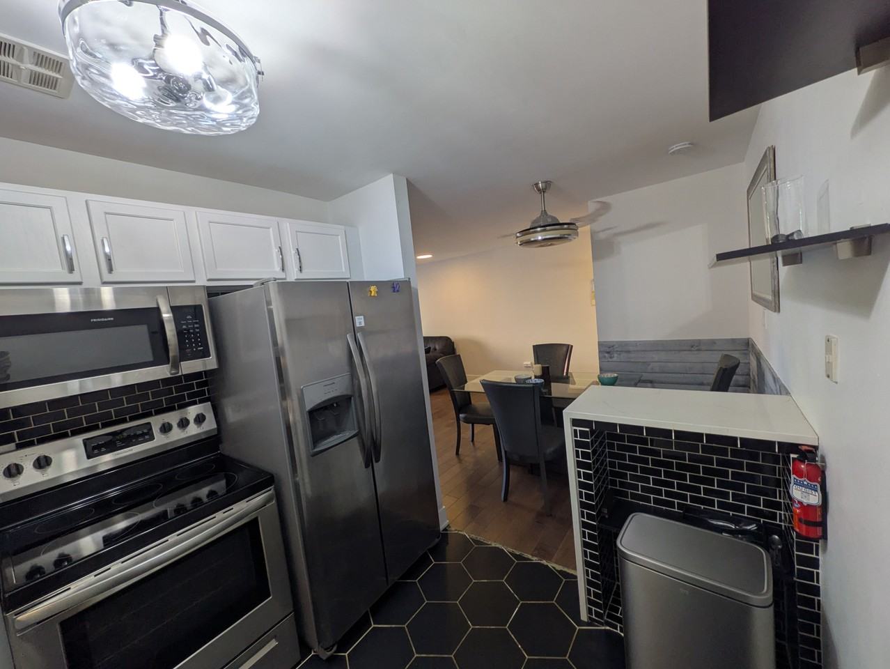 695 Grove Dr #105 - Photo 4 of 34