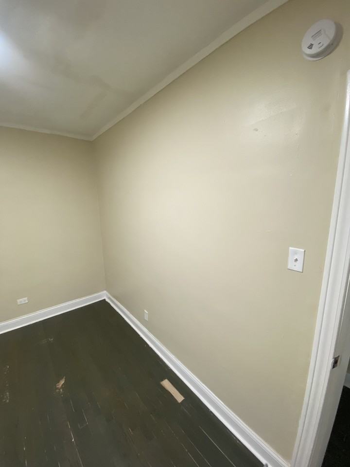 7151 S Green St #1 - Photo 4 of 7