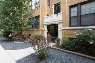 721 W Barry Ave #3B - Photo 1 of 1