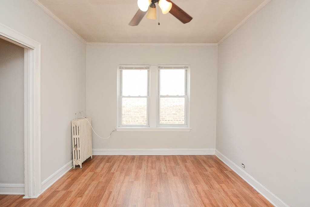 2827 N Burling St #308 - Photo 3 of 15