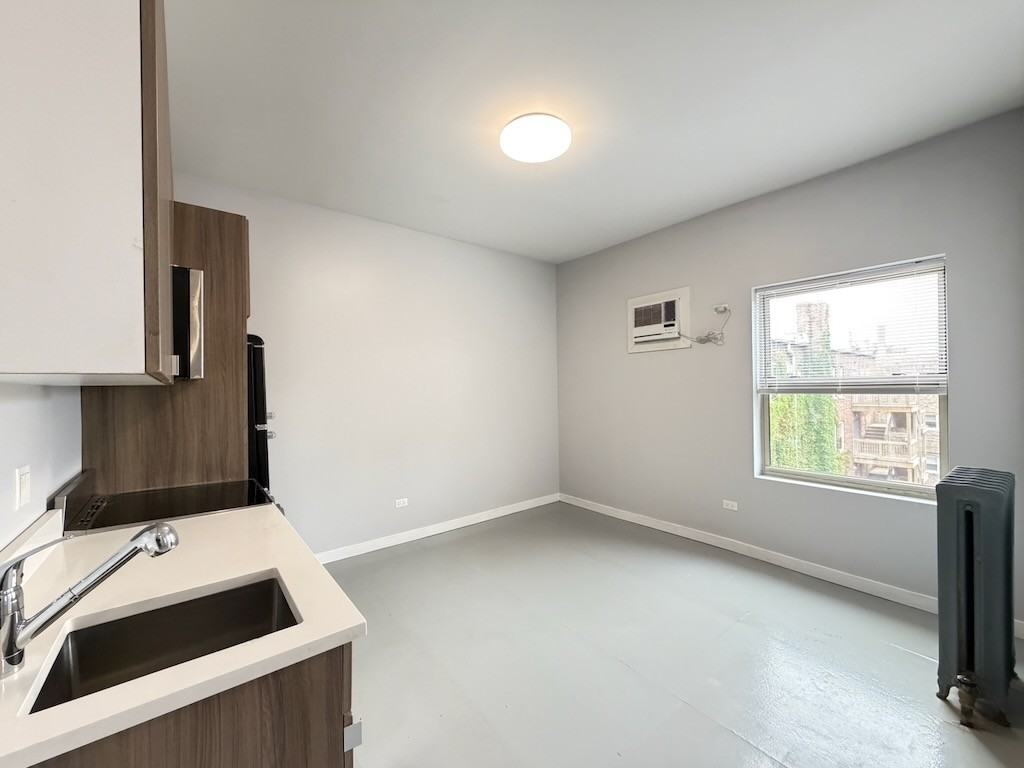 4700 N Racine Ave #302 - Photo 6 of 21