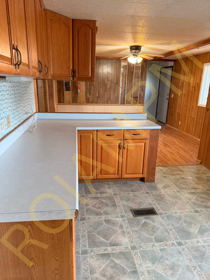 731 Polk St W - Photo 4 of 8