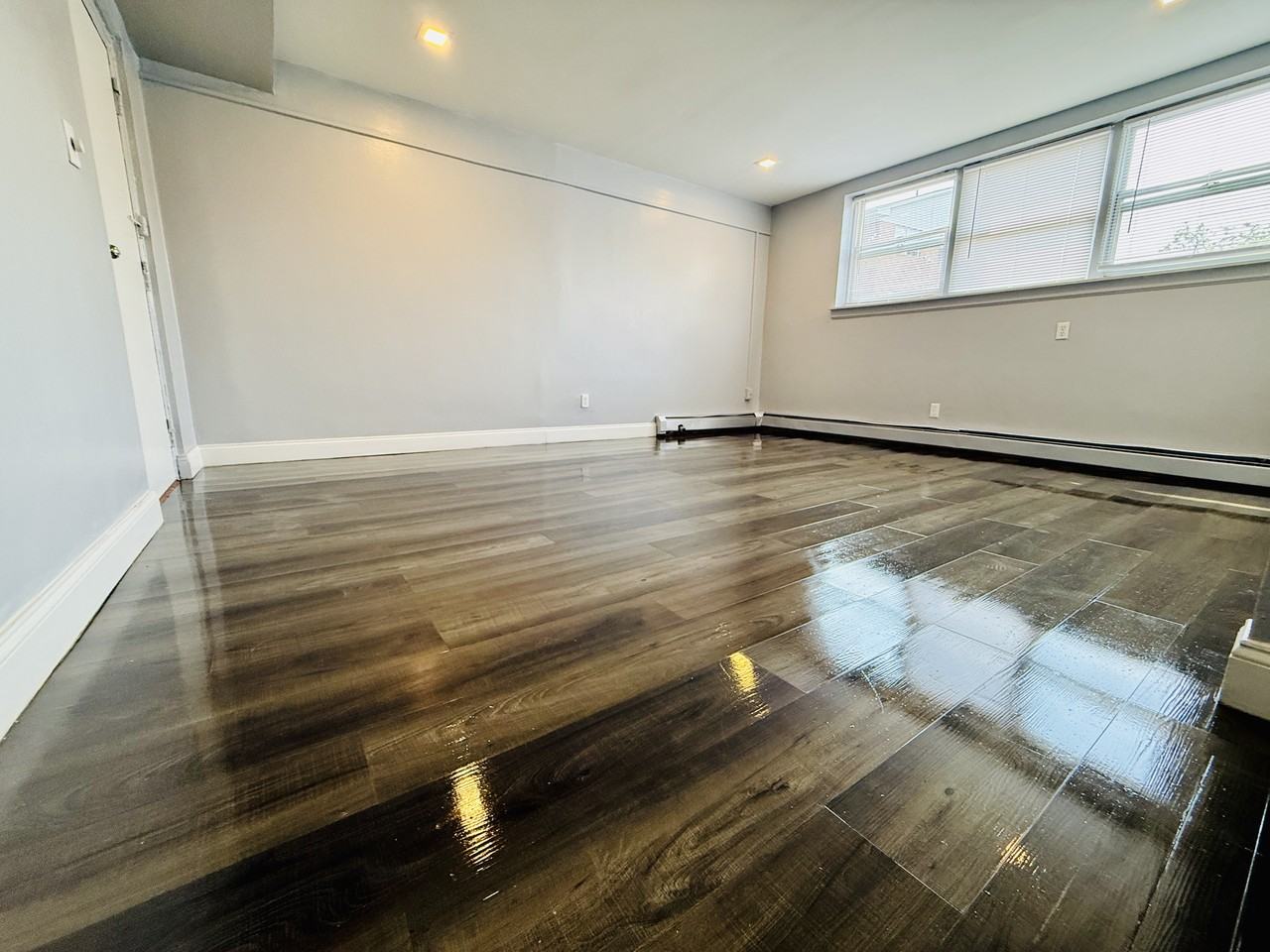364 Williamson Street ##B11 - Photo 7 of 10
