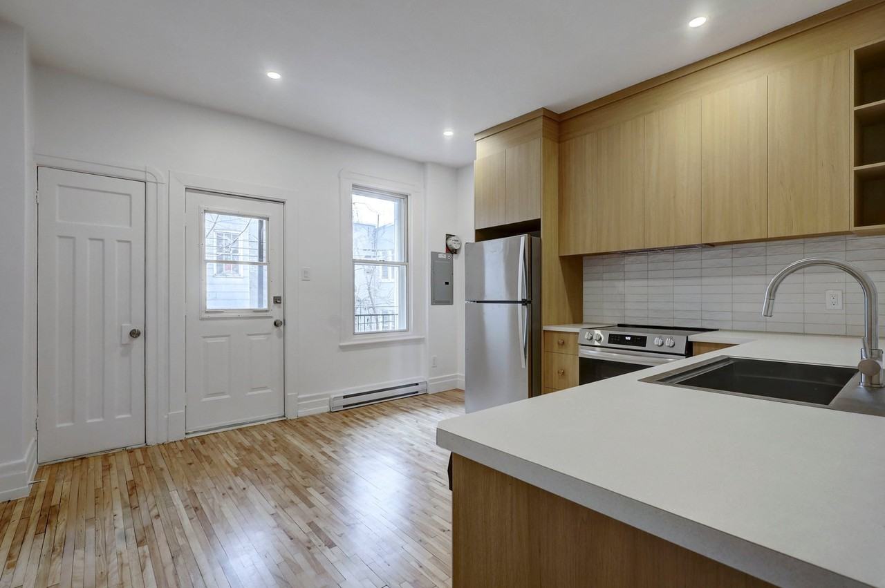 908 Rue Osborne — photo 1