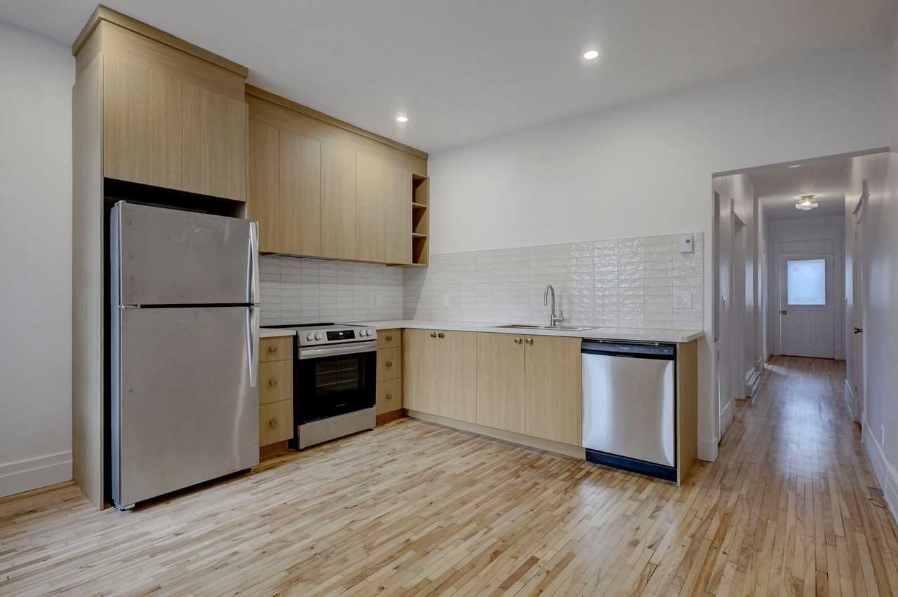 908 Rue Osborne - Photo 4 of 21