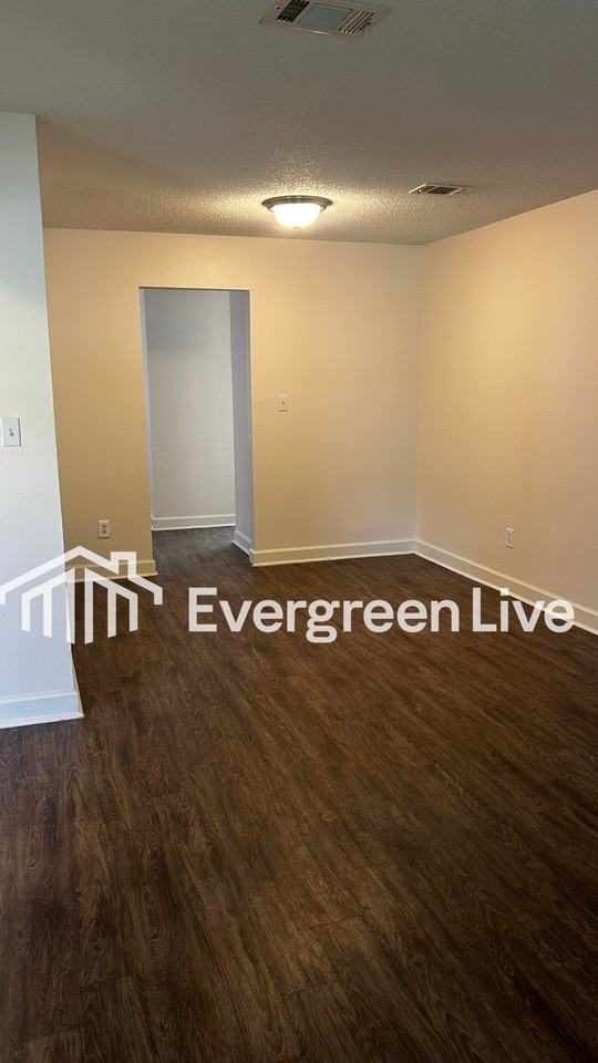 41 Callan Ct - Photo 2 of 26