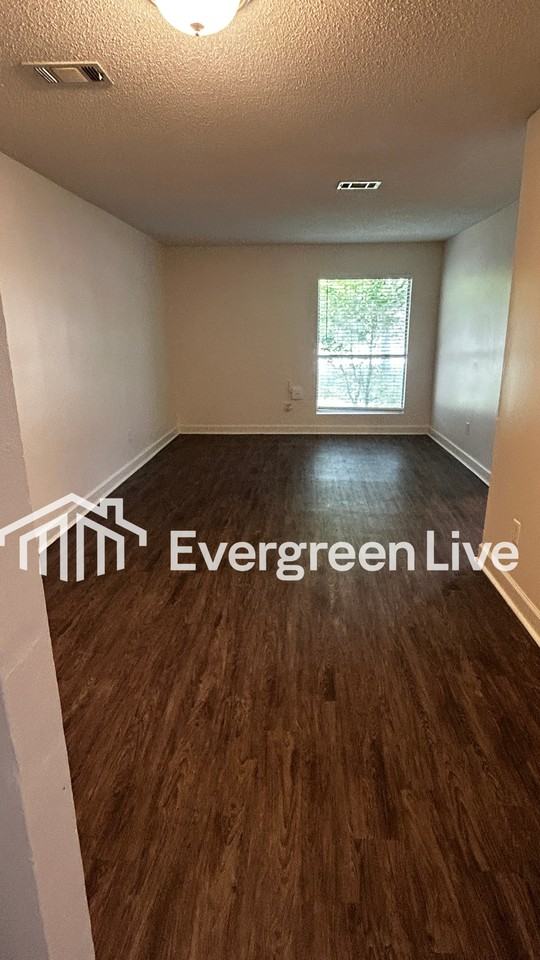41 Callan Ct - Photo 3 of 26