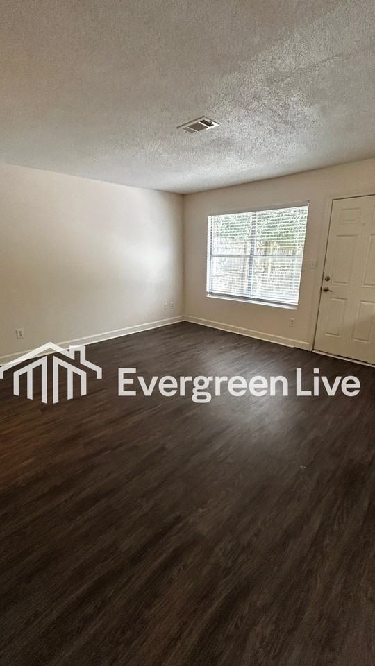 41 Callan Ct - Photo 4 of 26