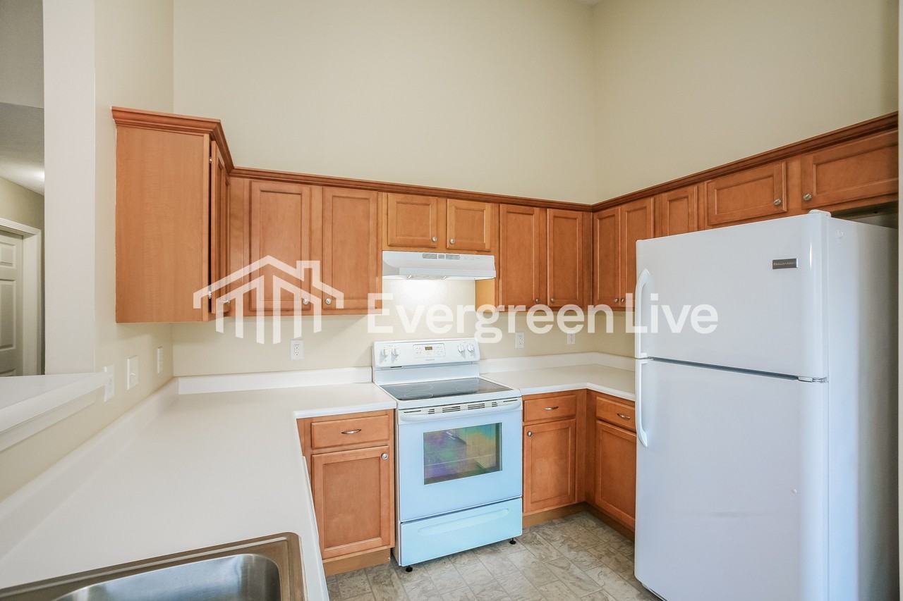 7736 Trisa Ct - Photo 5 of 15