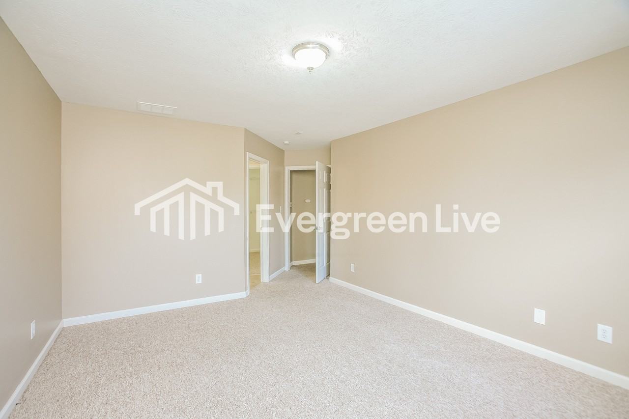 7736 Trisa Ct - Photo 7 of 15