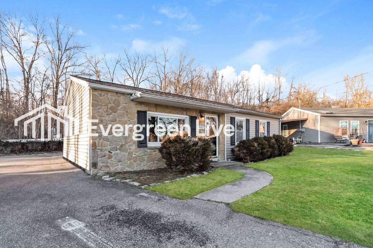 9502 Crestbrook Dr - Photo 2 of 14