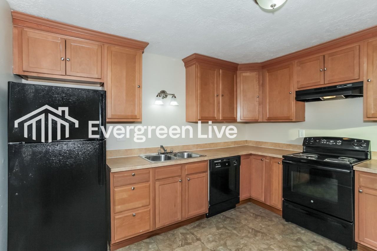 9502 Crestbrook Dr - Photo 6 of 14